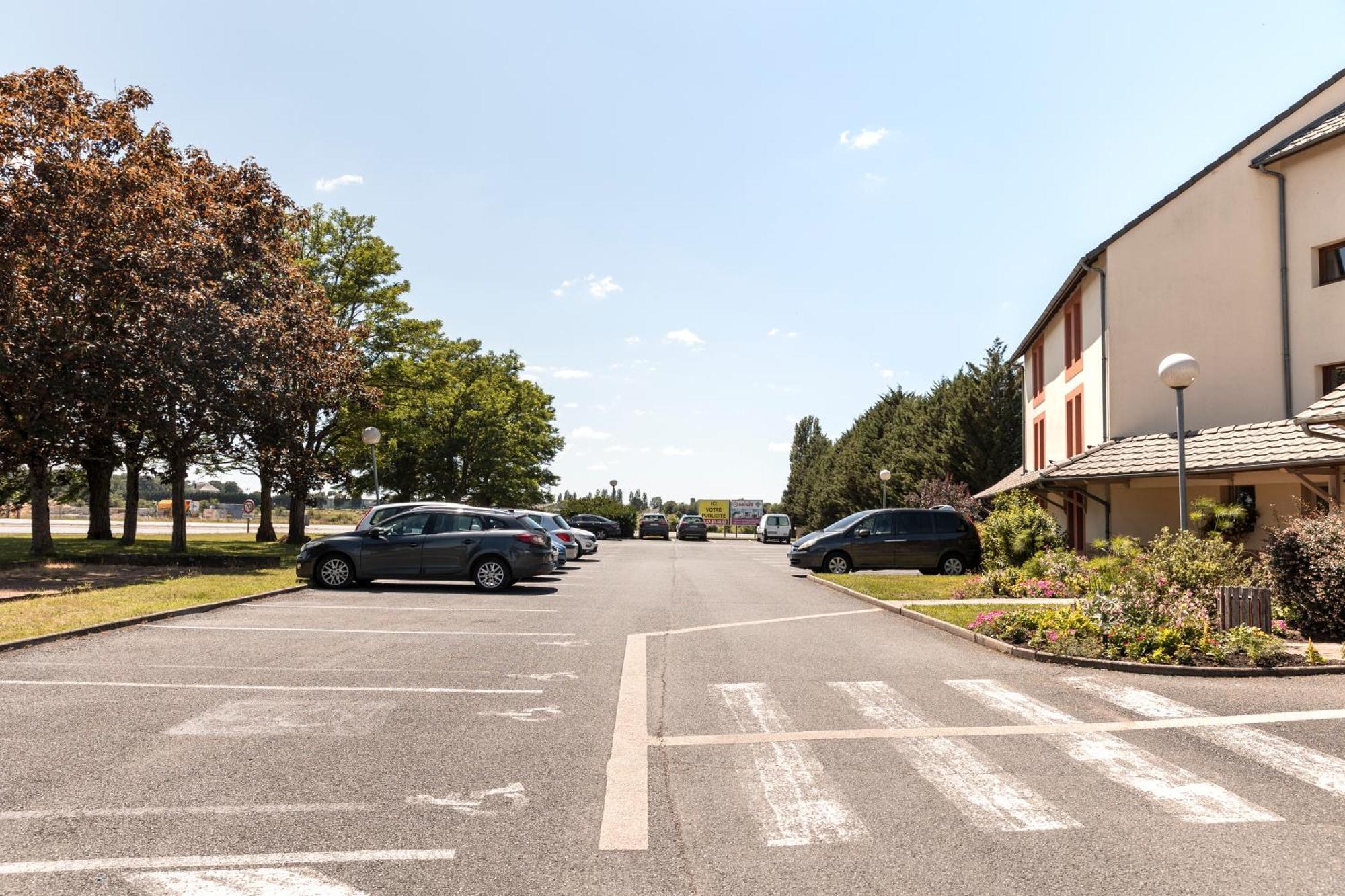 Kyriad Châteauroux Εξωτερικό φωτογραφία